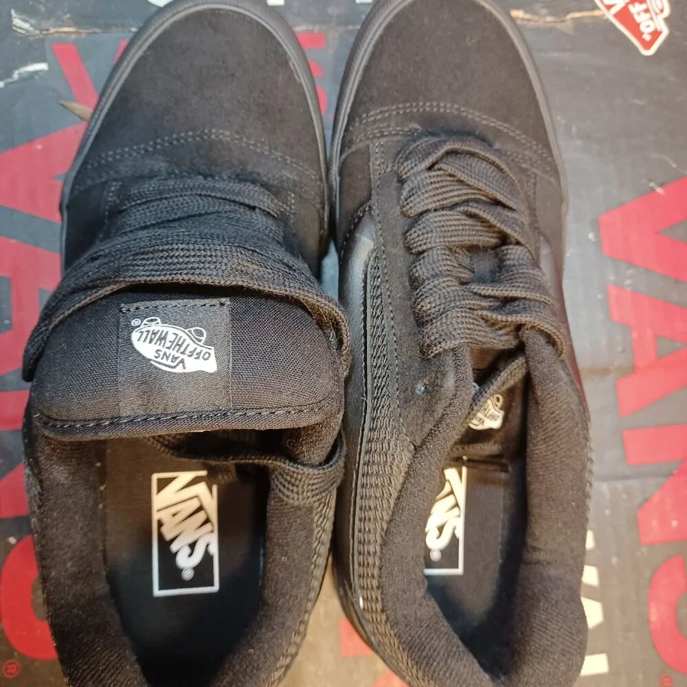 Vans Men's 8.5/Women's 10 Knu Skool Triple Black/Black VN0009QCBKA